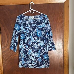 Ann Taylor Loft women’s size large top